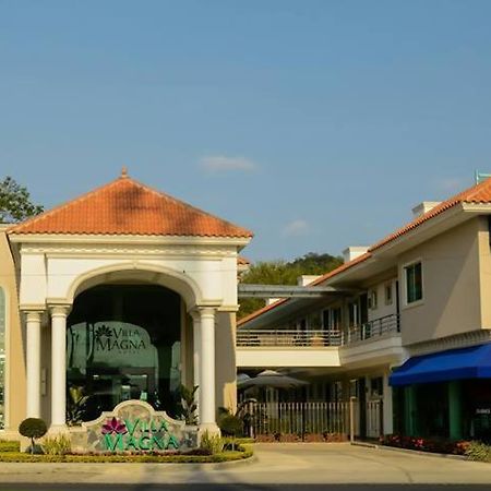 Hotel Villa Magna Poza Rica Экстерьер фото